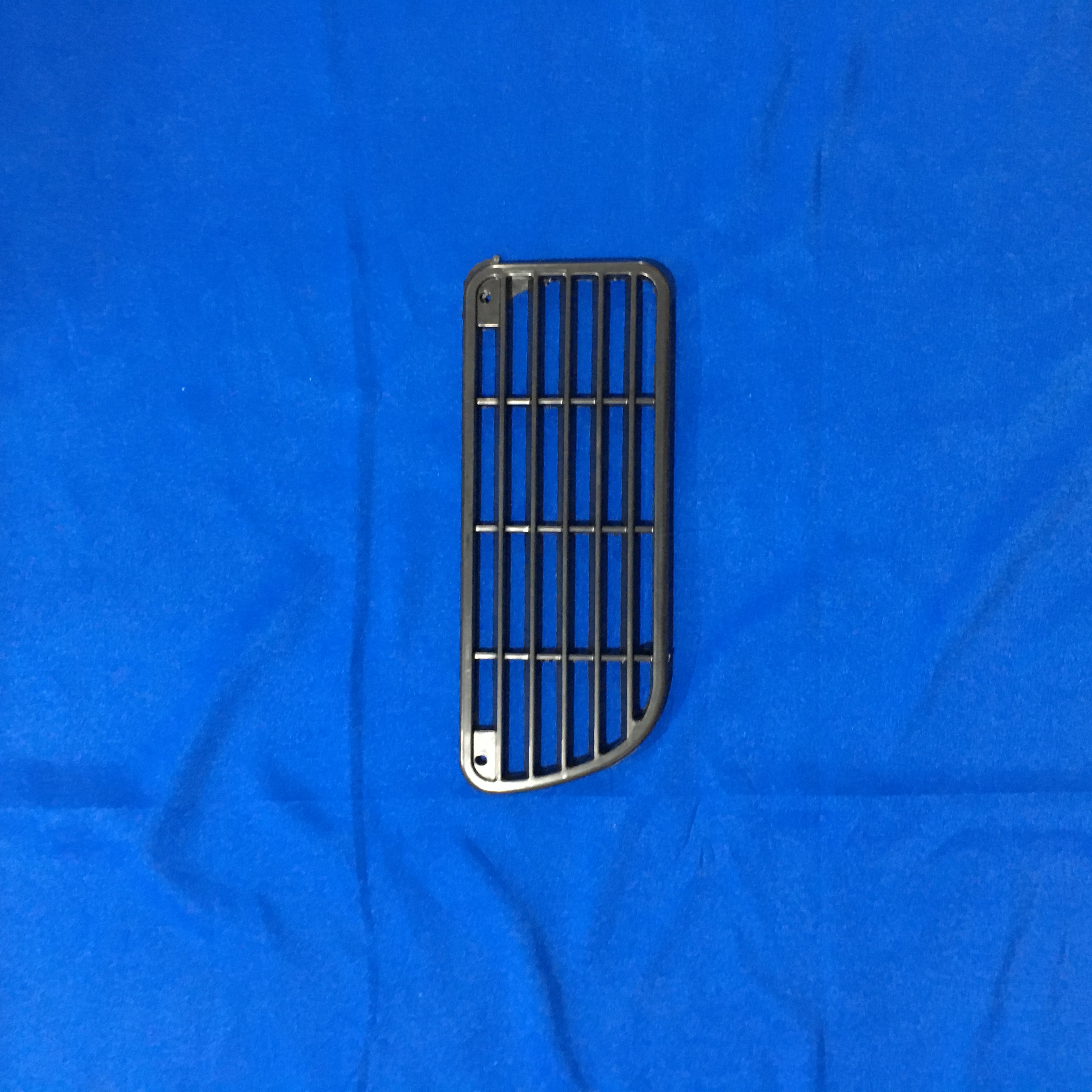 for hino profia The grille on the new iron bumper left