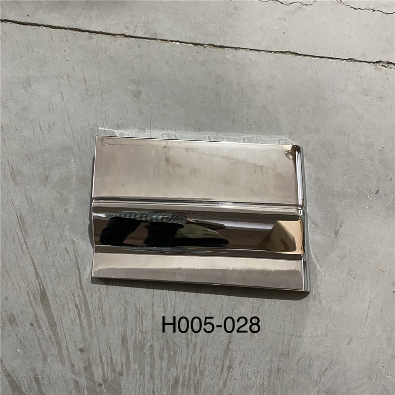 Truck accessories aftermarket for hino mage 700 chrome door version sleeper door lower trim panel